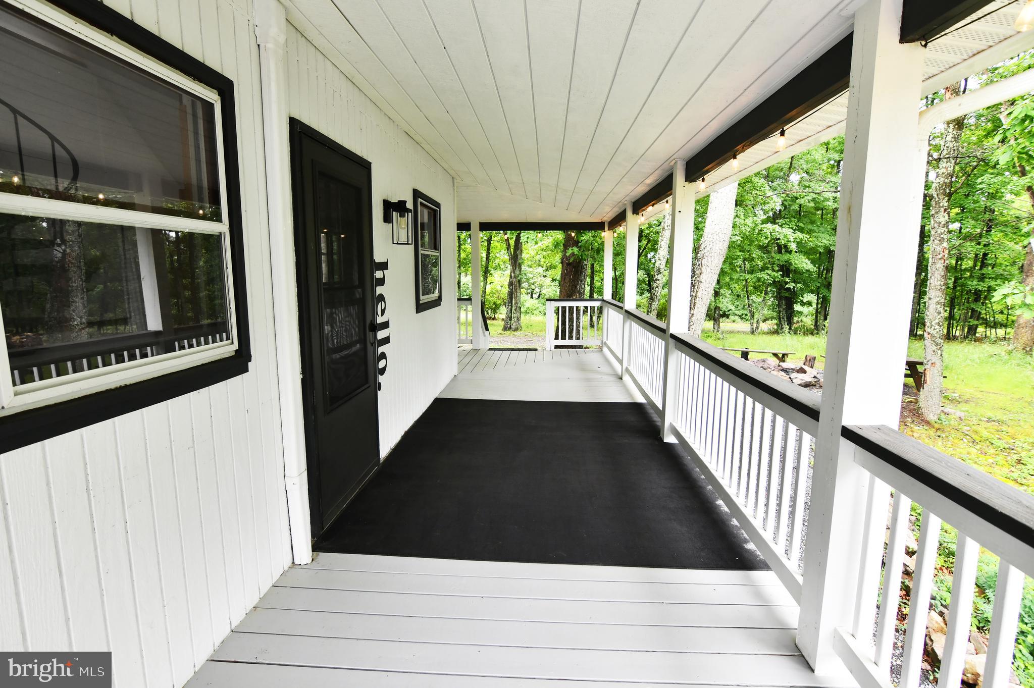 513 Cardinal Drive Rio, WV 26755 - Photo 7 of 55 Side deck