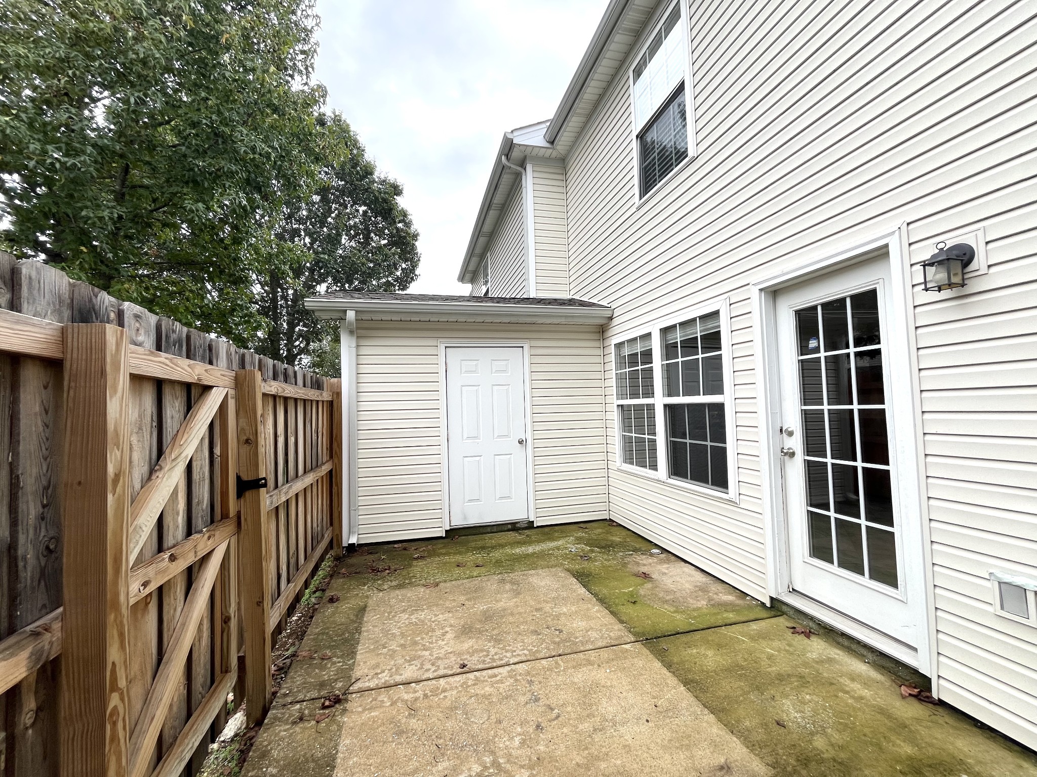262 Arapaho Drive Murfreesboro, TN 37128 - Photo 24 of 24 a view of a house with a large space of a house