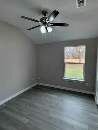 $219,900 | 1844 West Houston Street, Paris, TX 75460