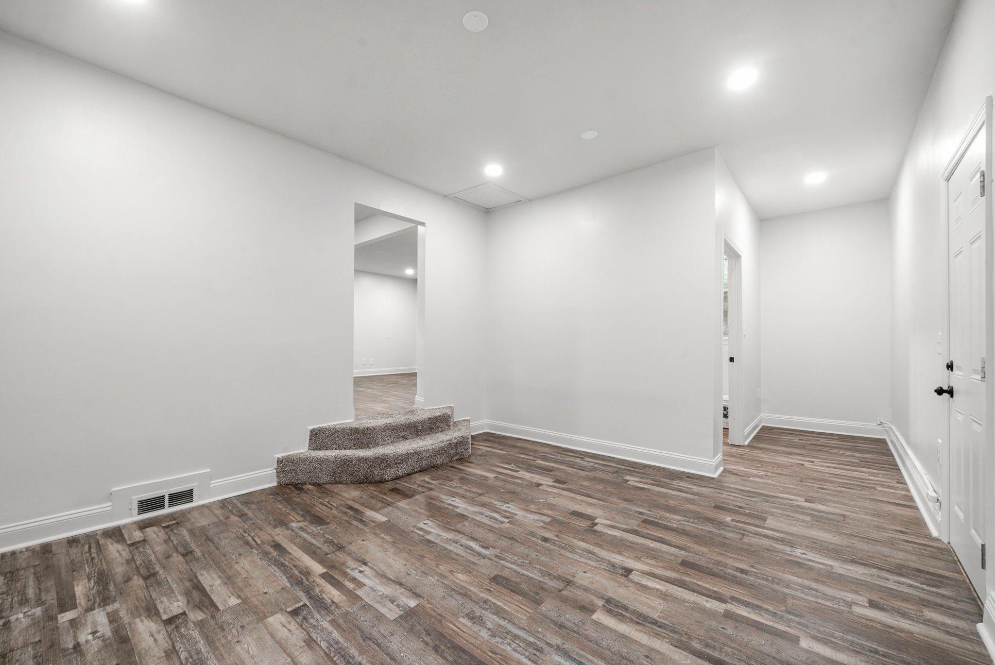 203 Jordan Road Clarksville, TN 37042 - Photo 12 of 30