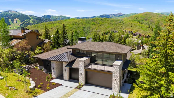 $7,950,000 | 3506 Oak Wood Drive, Park City, UT 84060