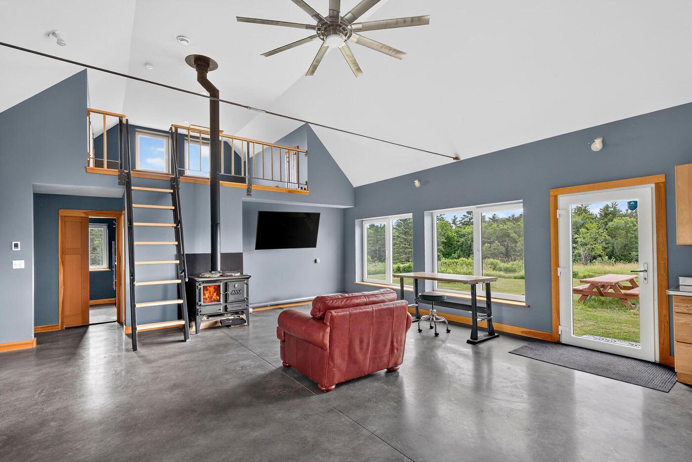 156 Crummett Mountain Road Somerville, ME 04348 - Photo 10 of 26 W11-ME3038_10