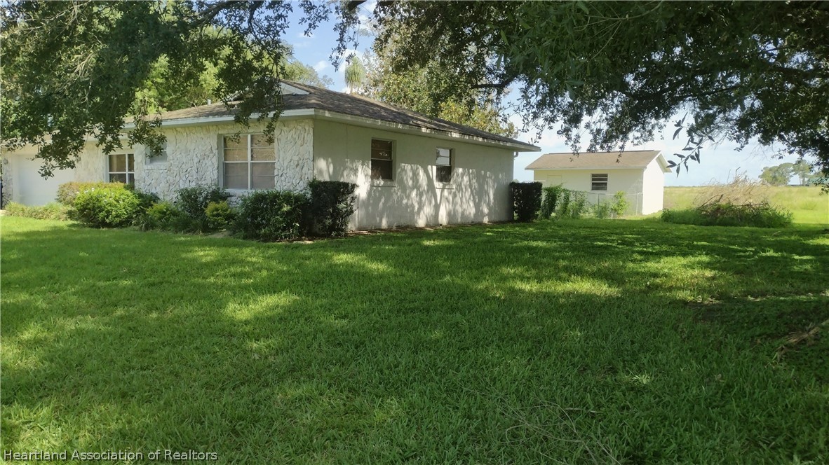 108 Tortoise Road Sebring, FL 33876 - Photo 4 of 29