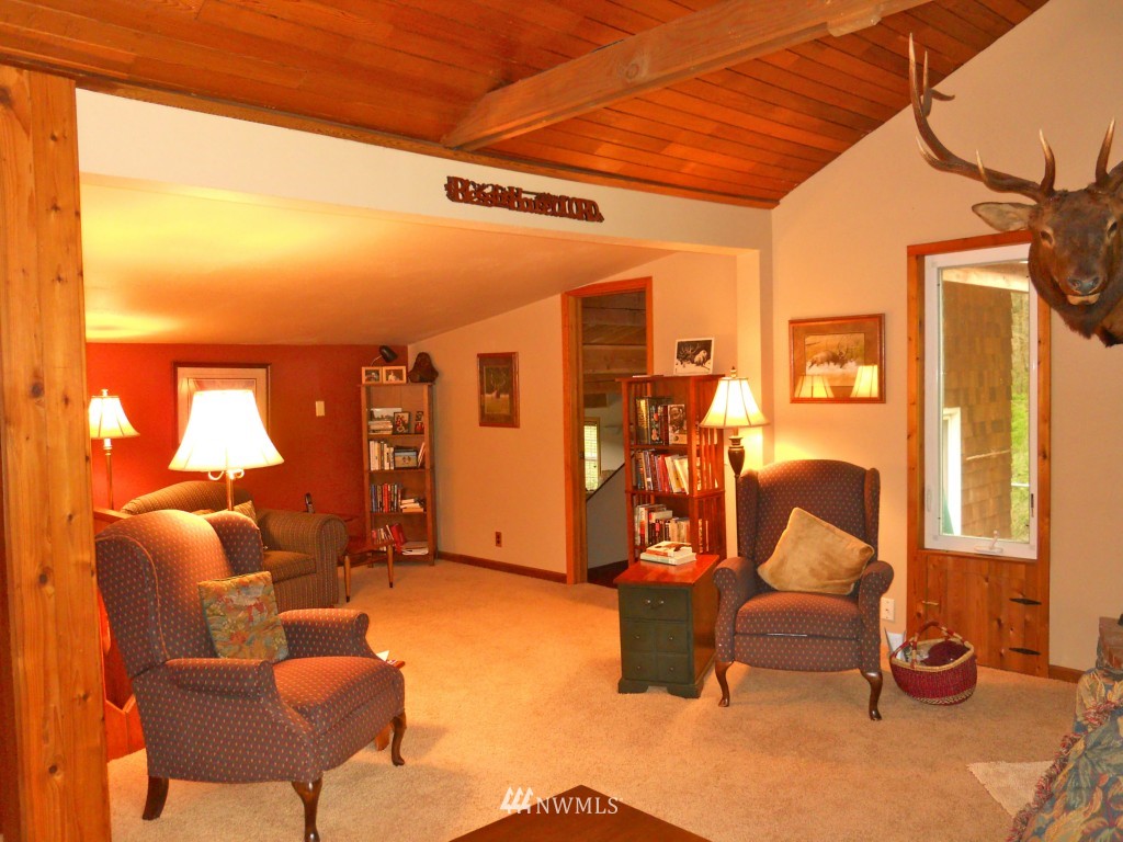 11176 Happy Valley Road Anacortes, WA 98221 - Photo 13 of 25 Gallery Image 13