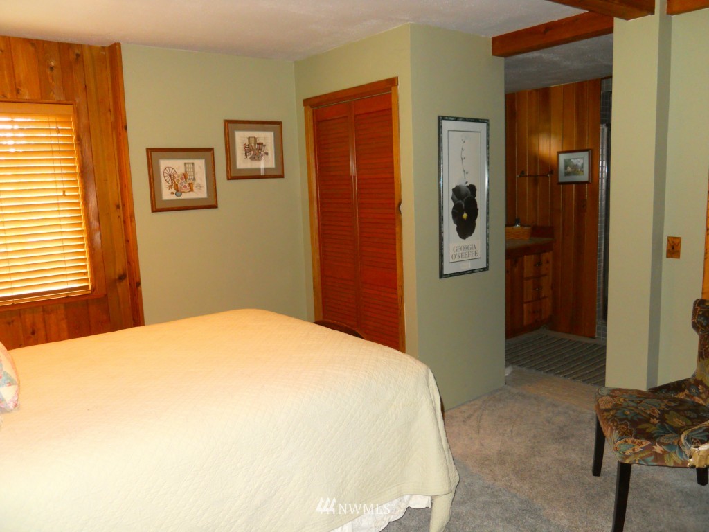 11176 Happy Valley Road Anacortes, WA 98221 - Photo 17 of 25 Gallery Image 17