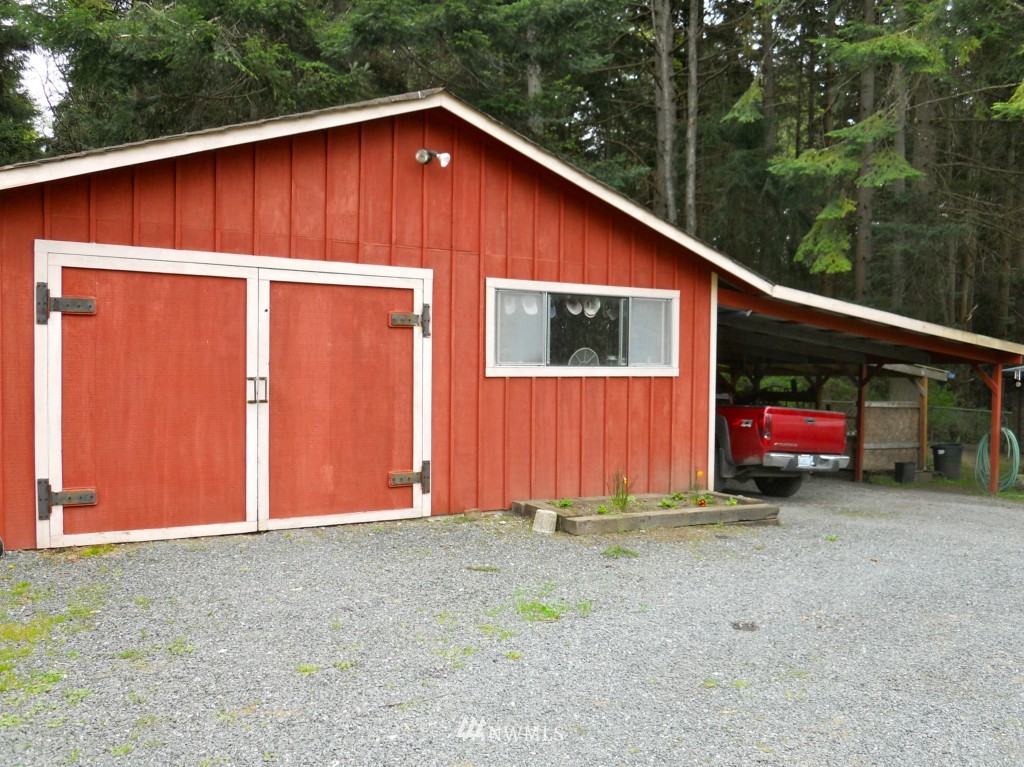 11176 Happy Valley Road Anacortes, WA 98221 - Photo 21 of 25 Gallery Image 21