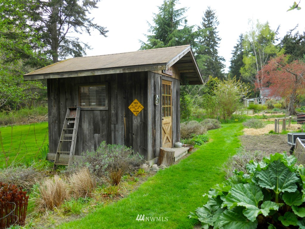 11176 Happy Valley Road Anacortes, WA 98221 - Photo 23 of 25 Gallery Image 23