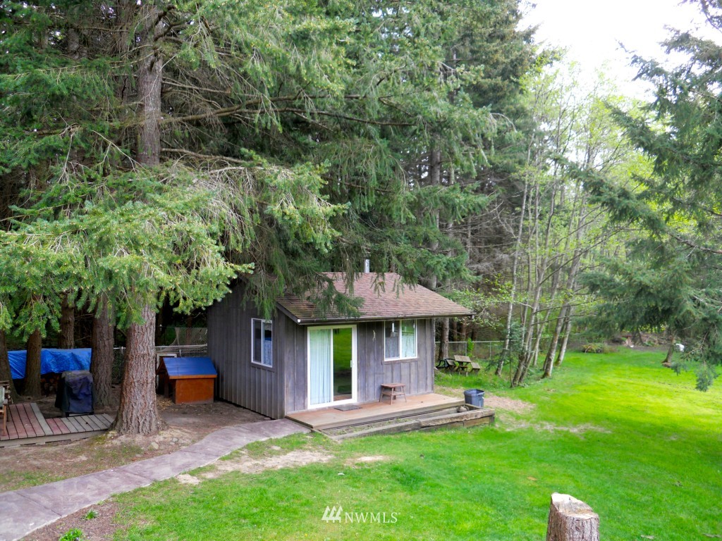 11176 Happy Valley Road Anacortes, WA 98221 - Photo 24 of 25 Gallery Image 24