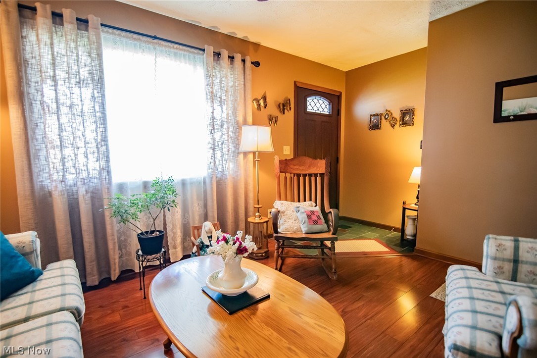 808 28th Street Vienna, WV 26105 - Photo 12 of 47