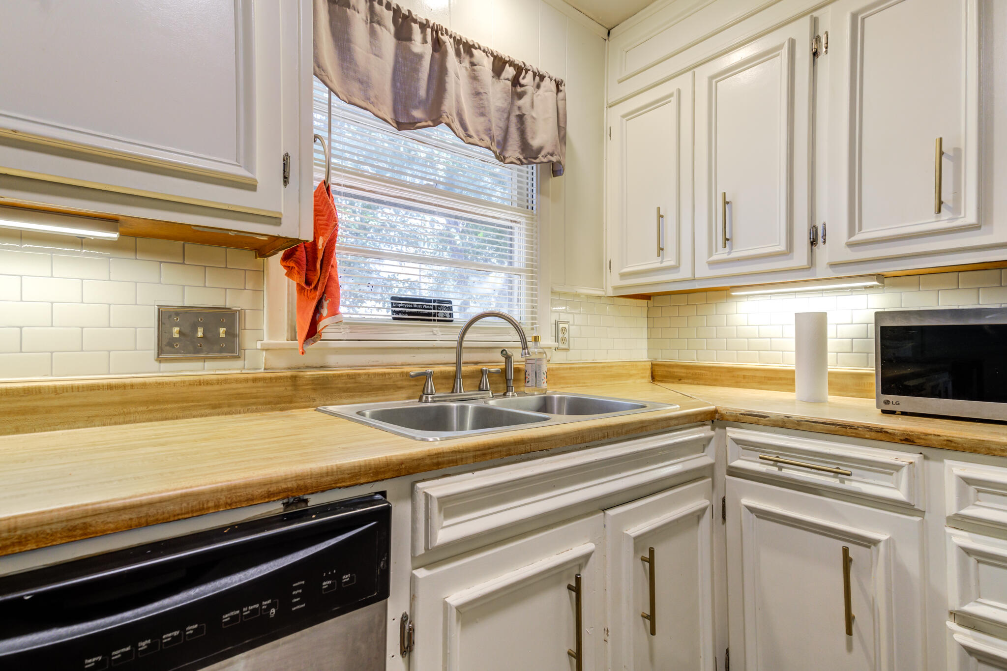 2812 62nd Street Lubbock, TX 79413 - Photo 28 of 45 DSC05356_7_8