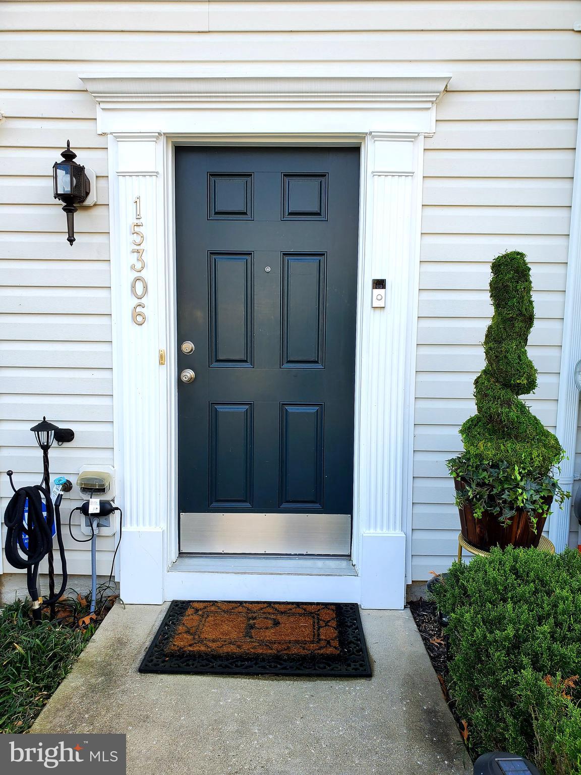 15306 Kennett Square Way Brandywine, MD 20613 - Photo 2 of 32