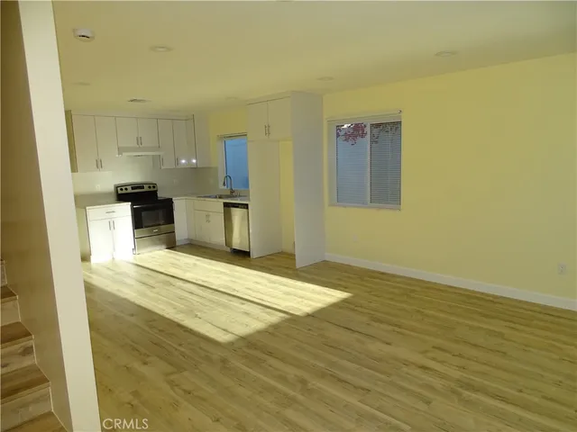 $3,500 | 16432 Halsted Street, North Hills, CA 91343