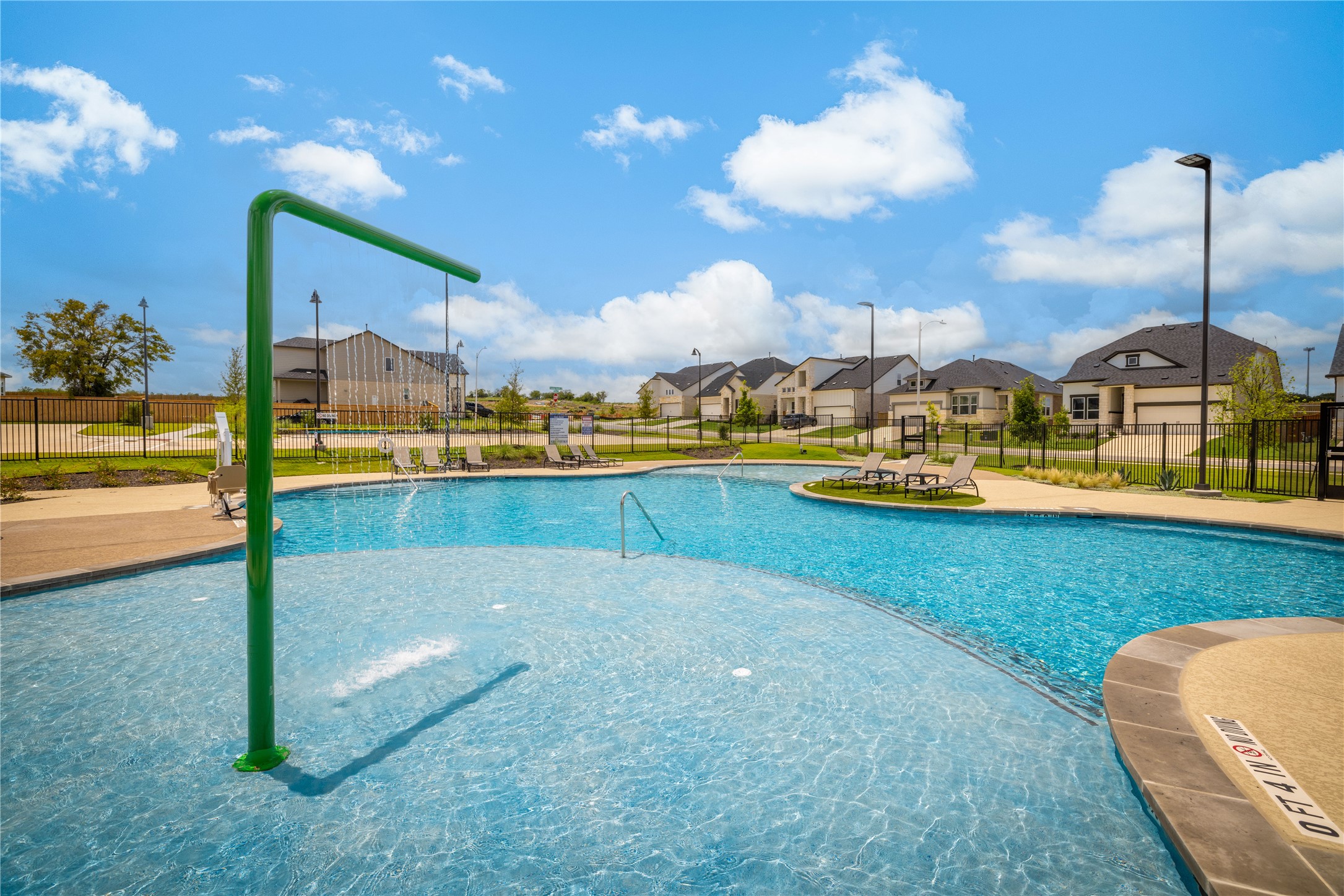 4513 Lava Island Drive Austin, TX 78747 - Photo 14 of 22 a view of a basket ball ground