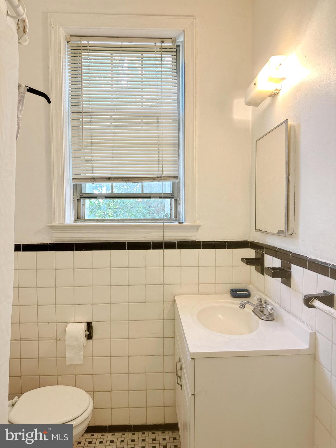 1404 Tuckerman Street Northwest, Unit 202 Washington, DC 20011 - Photo 10 of 10