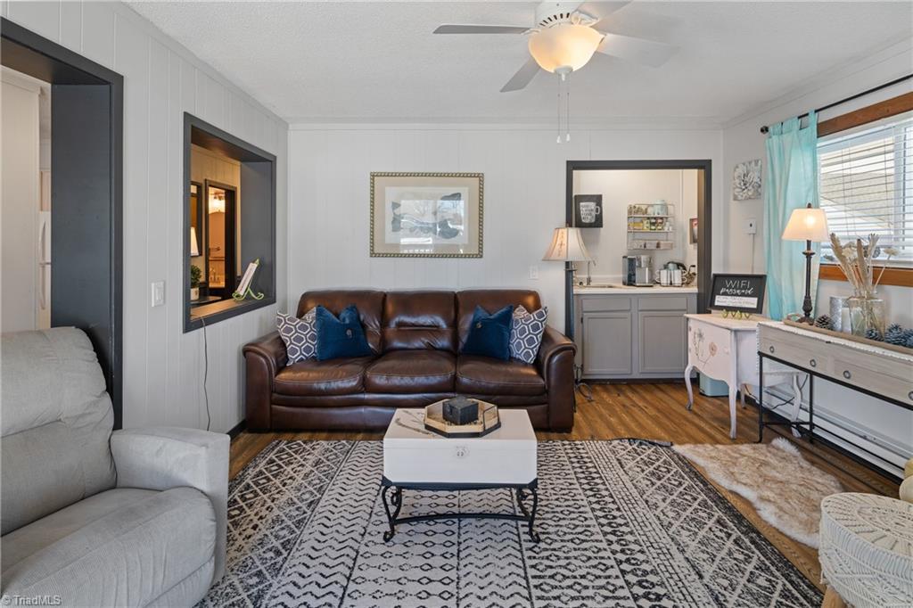 301 Pinnacle Inn Road, Unit 2101 Beech Mountain, NC 28604 - Photo 4 of 50