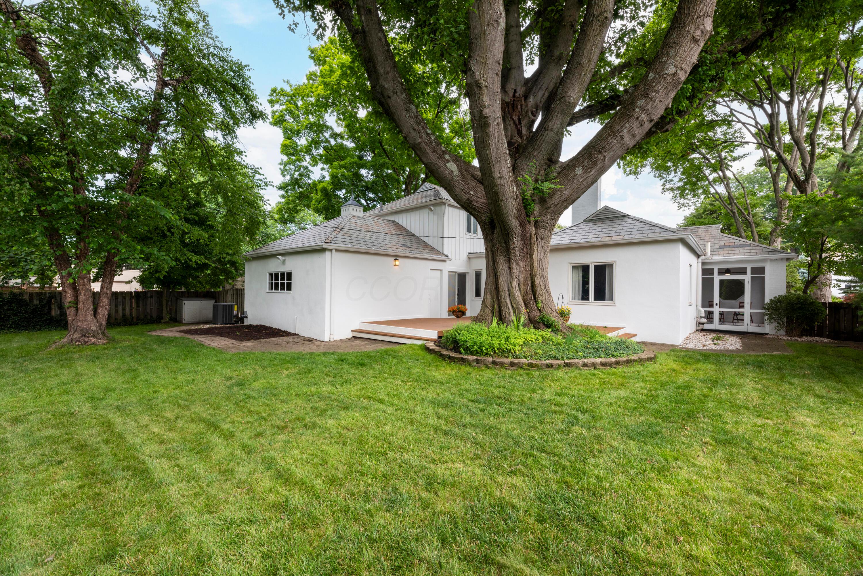 2693 Bryden Road Columbus, OH 43209 - Photo 44 of 53 MNT_4648