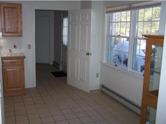 190 Country Road Conway, NH 03860 - Photo 2 of 27