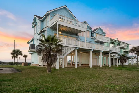 $1,995,000 | 19023 Kahala Drive, Galveston, TX 77554