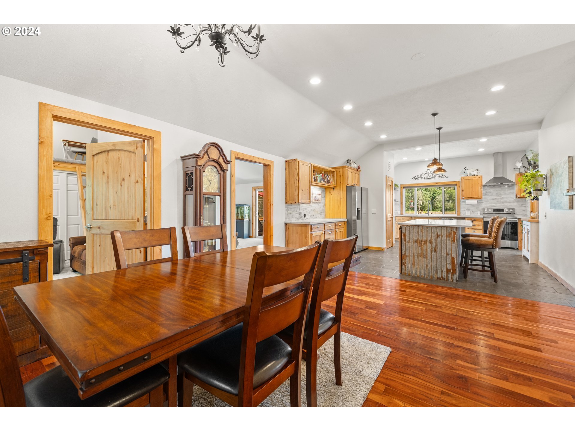 34858 South Dickey Prairie Road Molalla, OR 97038 - Photo 20 of 48 Gallery Image 20