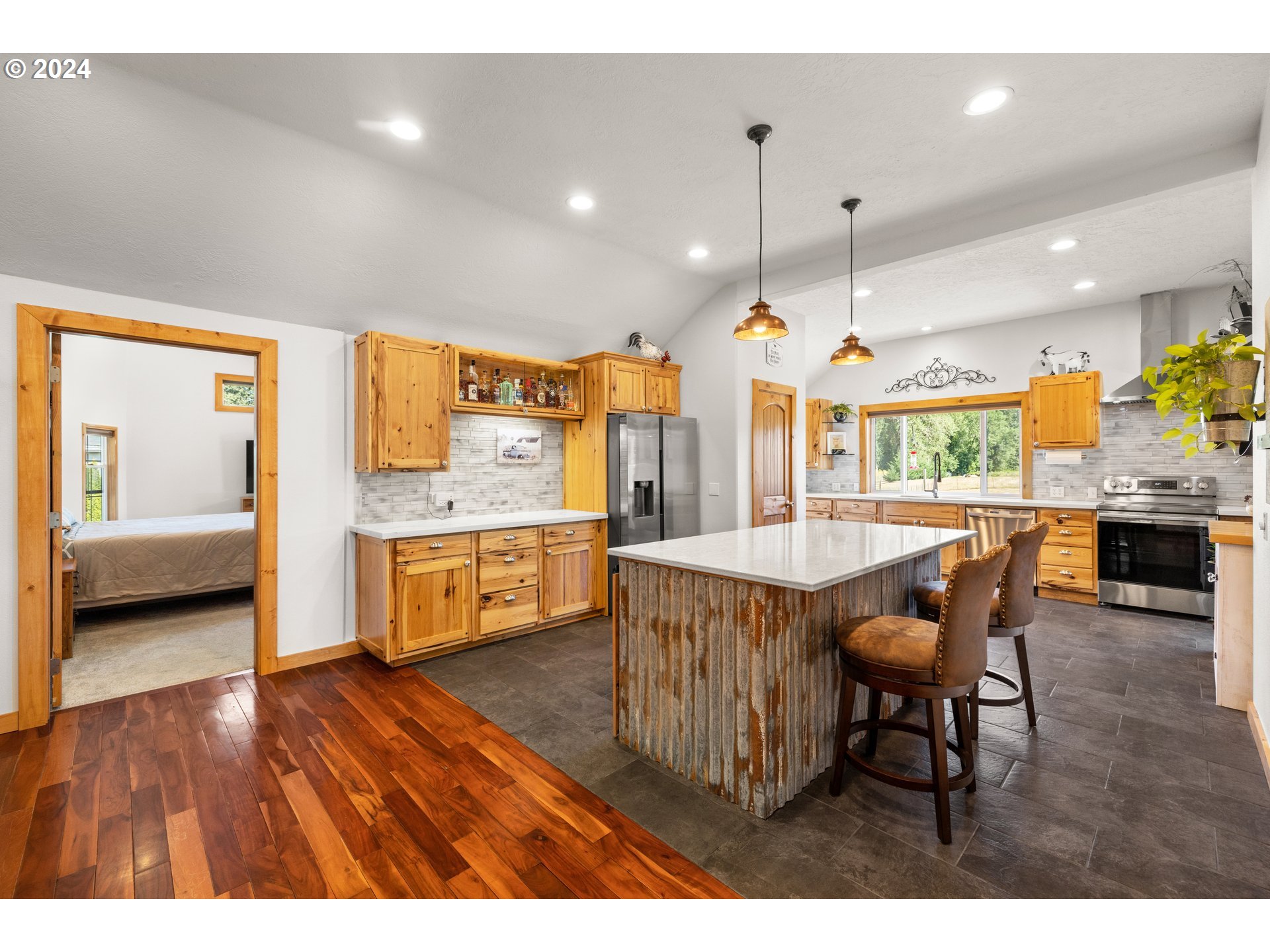 34858 South Dickey Prairie Road Molalla, OR 97038 - Photo 8 of 48 Gallery Image 8