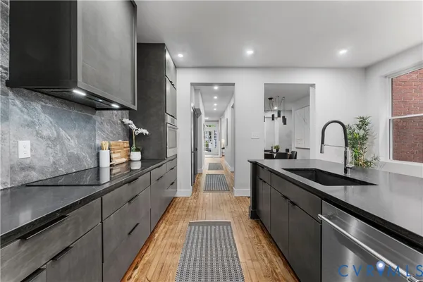 $950,000 | 2905 West Grace Street, Richmond, VA 23221