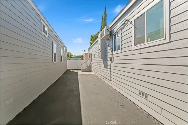 a view of a back yard of the house