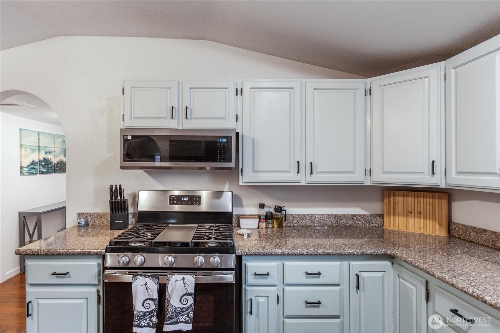 803 Elizabeth Street Kelso, WA 98626 - Photo 13 of 38