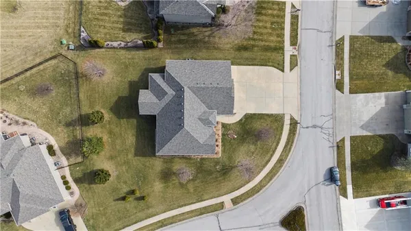 $625,000 | 17710 Mission Ridge, Smithville, MO 64089