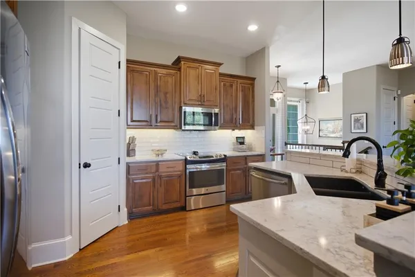 $625,000 | 17710 Mission Ridge, Smithville, MO 64089