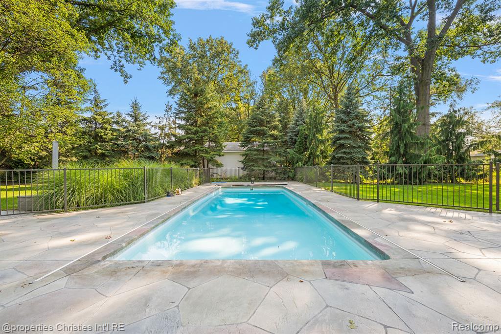 9730 Allen Road Allen Park, MI 48101 - Photo 68 of 98 Gallery Image 68