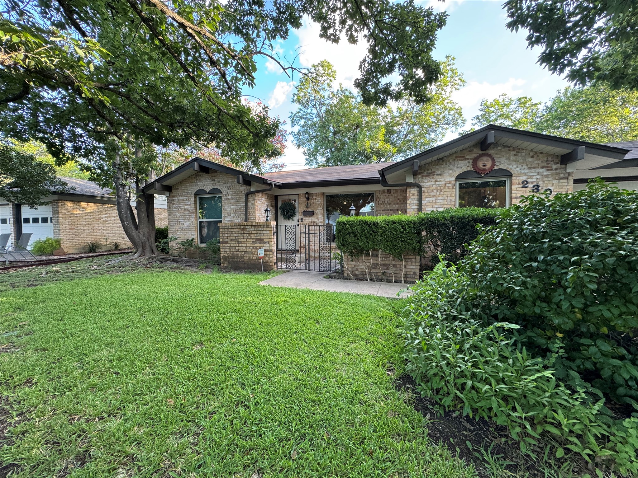 2303 Remuda Trail Austin, TX 78745 - Photo 12 of 27