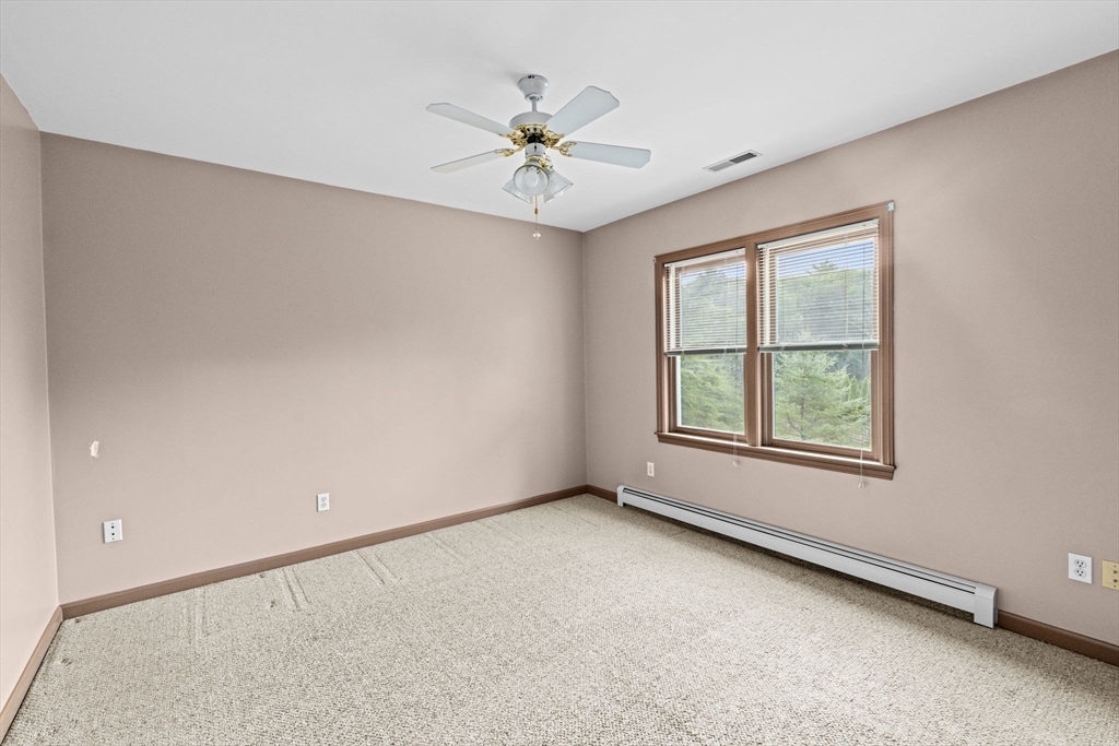 29 Long Hill Road Georgetown, MA 01833 - Photo 20 of 41 Gallery Image 20