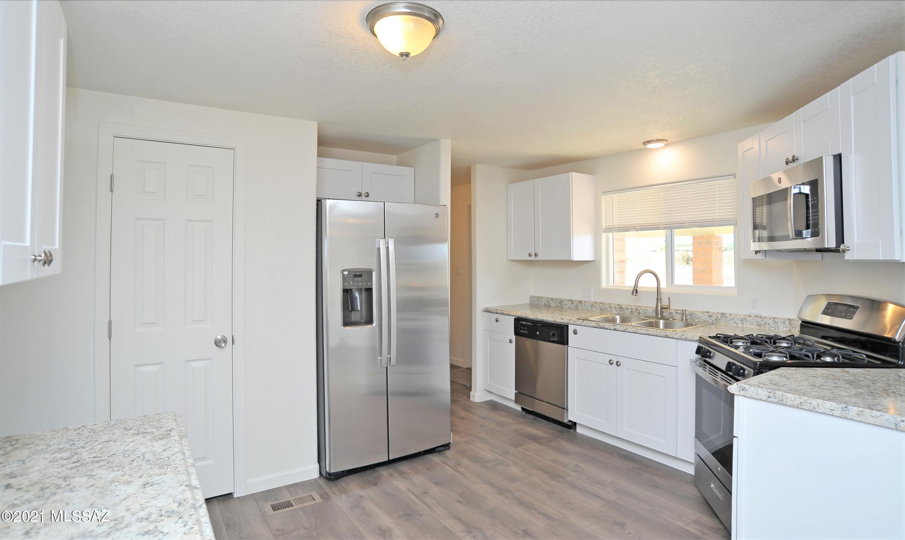 13571 East Rex Molly Road Vail, AZ 85641 - Photo 3 of 50 Gallery Image 3
