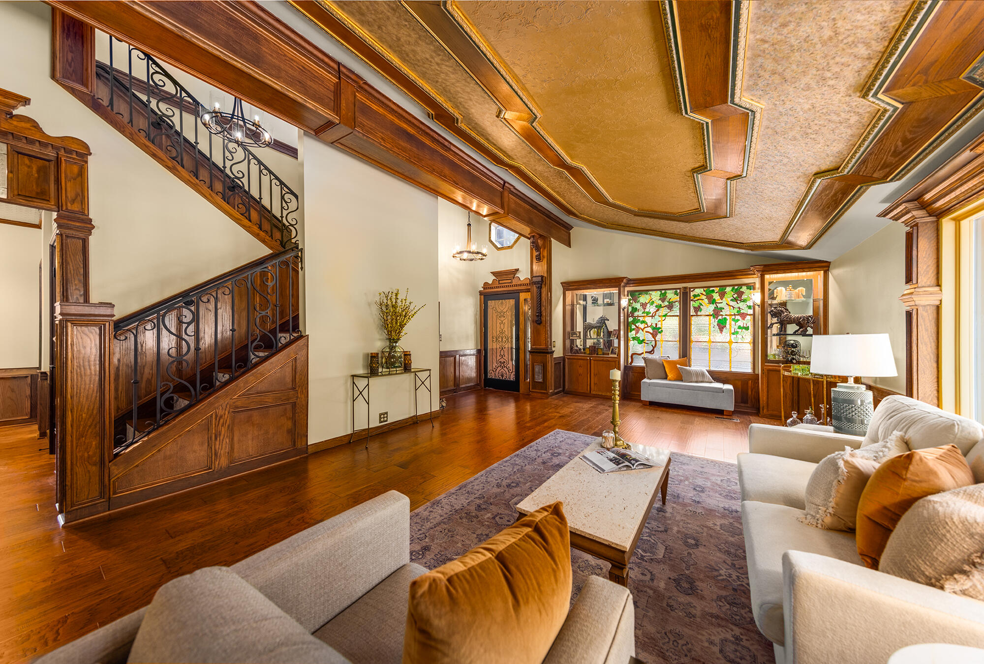 10480 Creek Road Oak View, CA 93022 - Photo 12 of 52 a living room with furniture and wooden floor