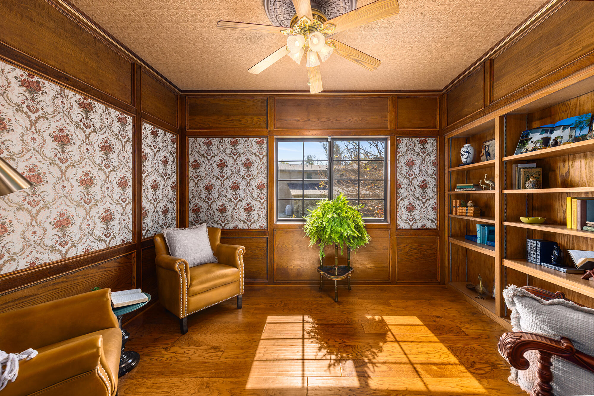 10480 Creek Road Oak View, CA 93022 - Photo 21 of 52 a living room with furniture and a potted plant