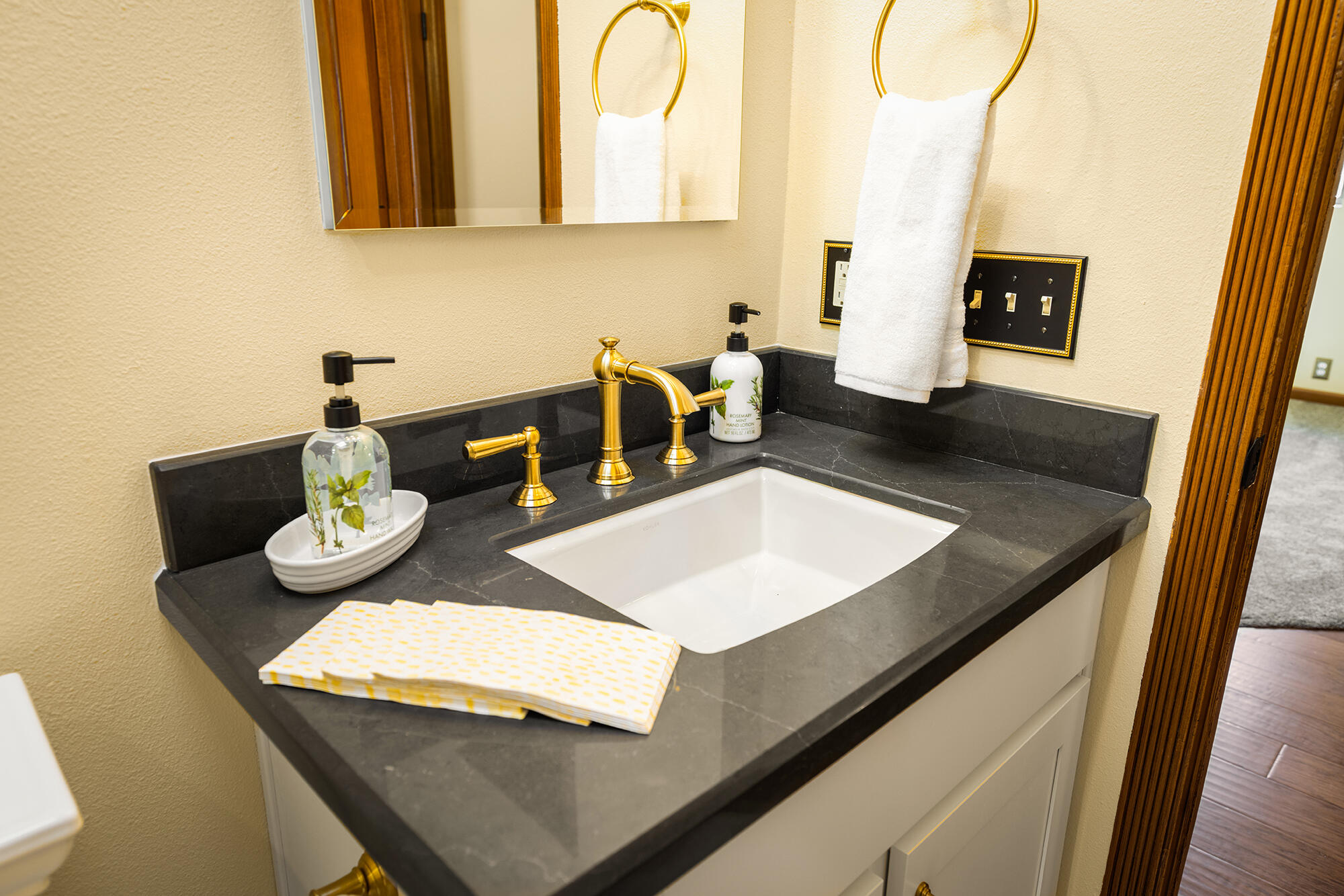 10480 Creek Road Oak View, CA 93022 - Photo 23 of 52 a view of a dining room with furniture