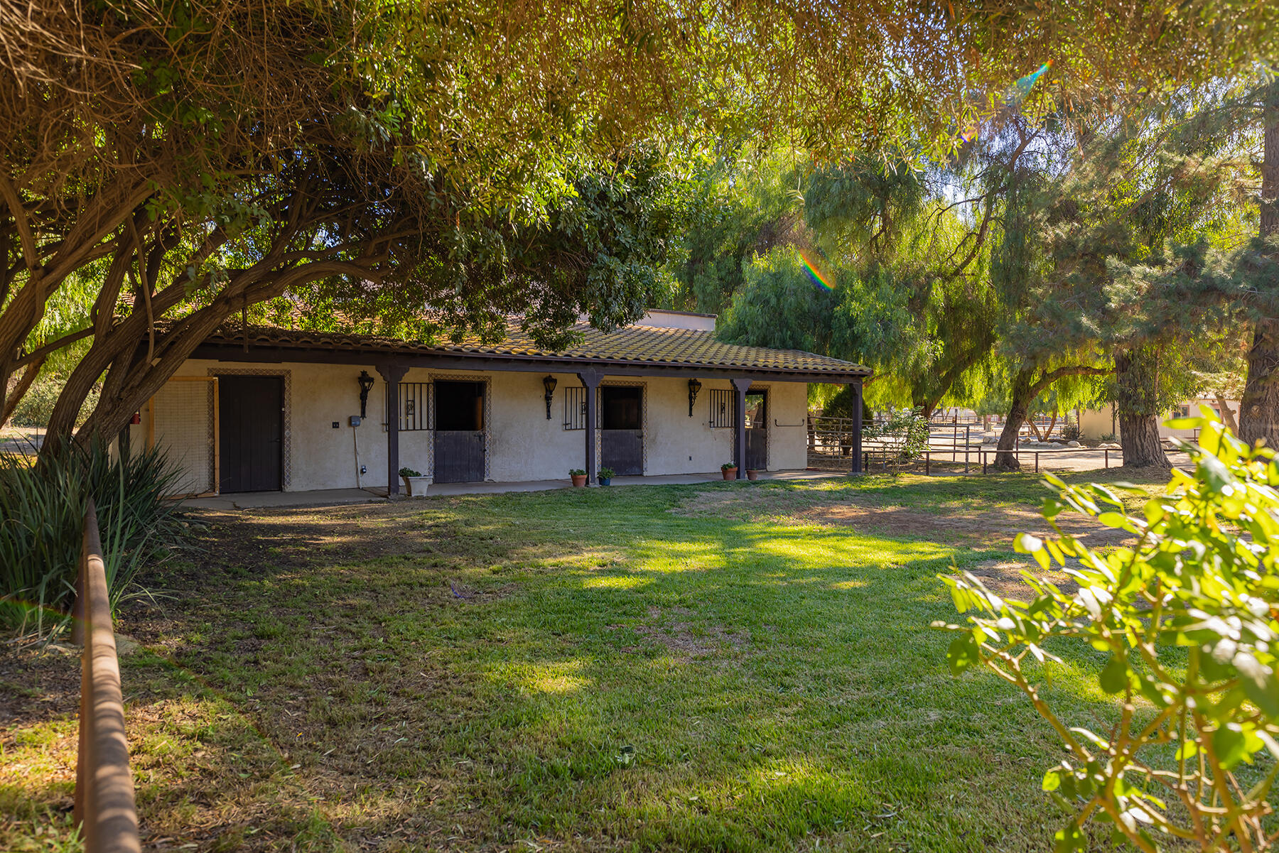 10480 Creek Road Oak View, CA 93022 - Photo 43 of 52 a view of a house with a swimming pool
