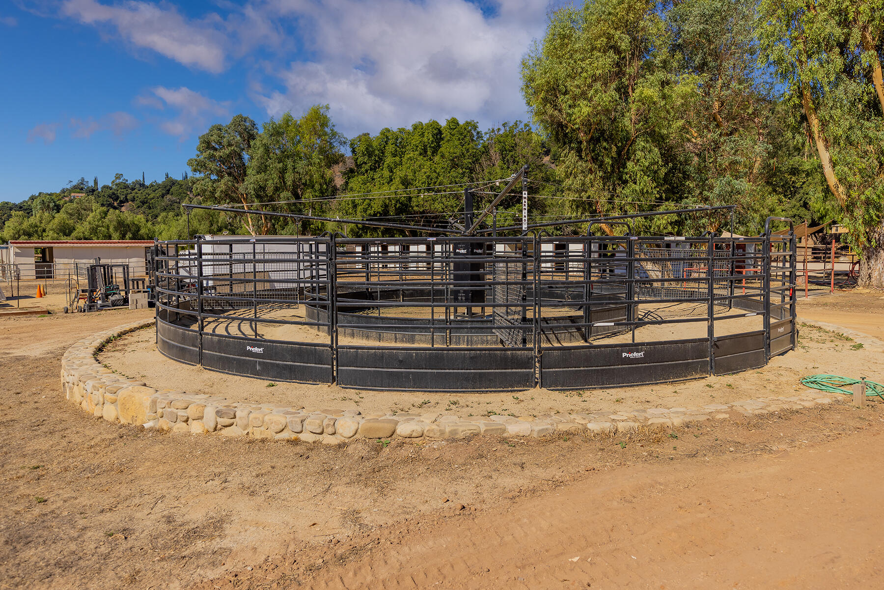 10480 Creek Road Oak View, CA 93022 - Photo 45 of 52 a view of a yard with wooden fence