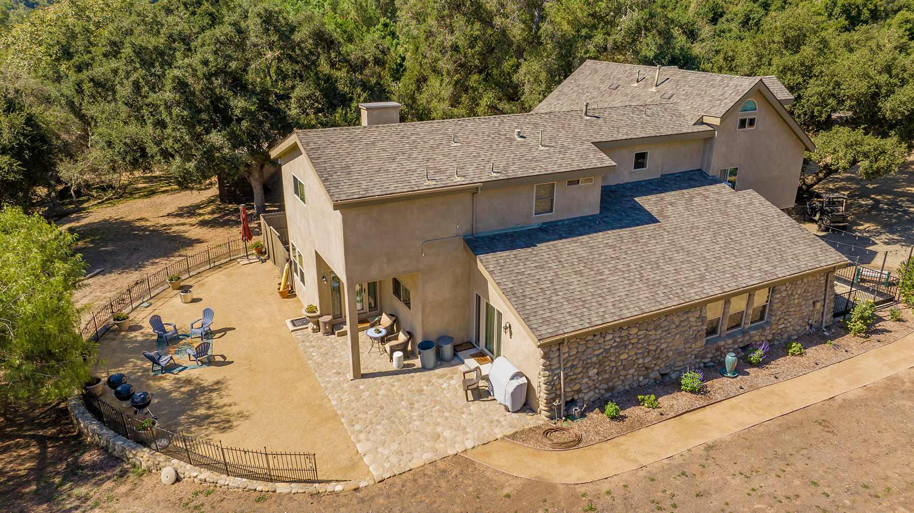 10480 Creek Road Oak View, CA 93022 - Photo 49 of 52 an aerial view of a house with yard