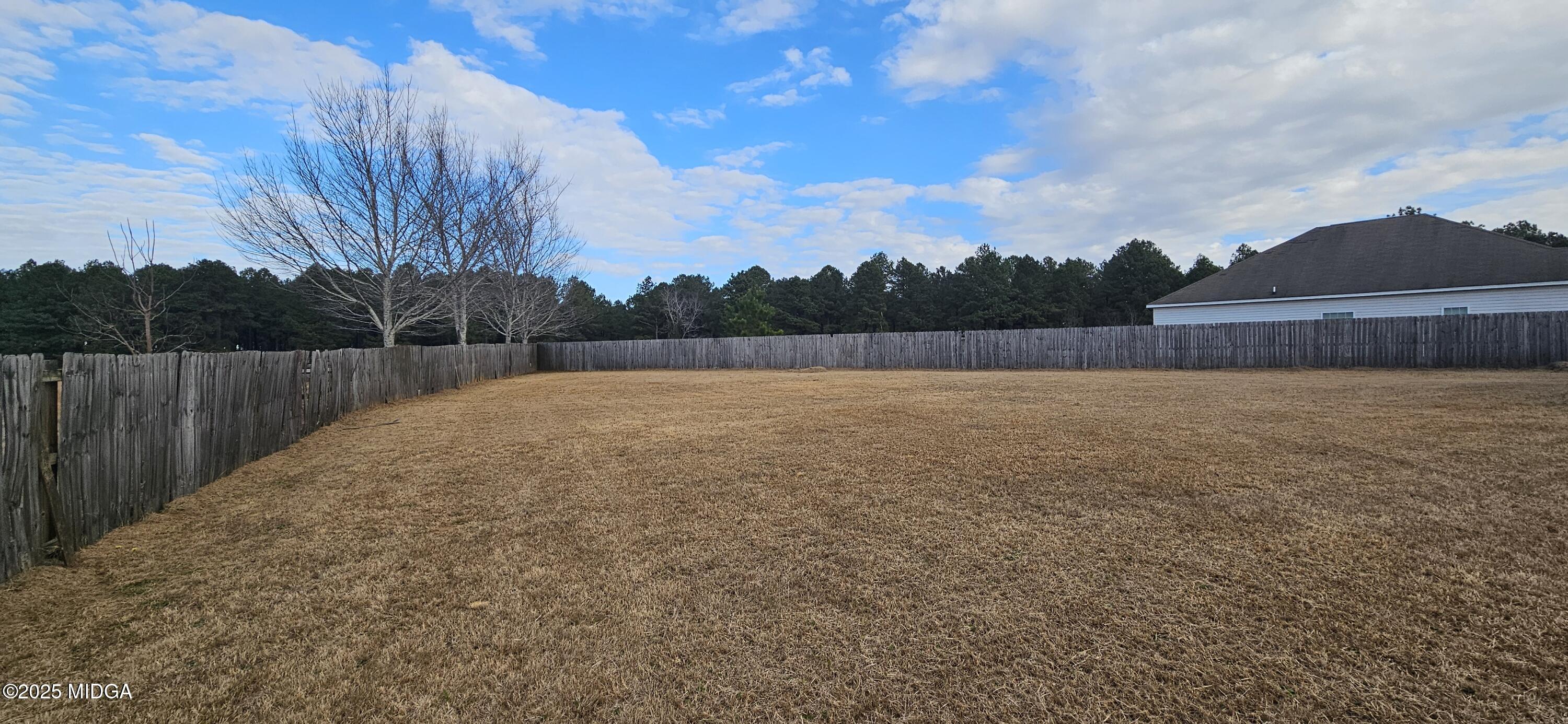 313 Longhorn Trail Perry, GA 31069 - Photo 17 of 18 20251223_102204