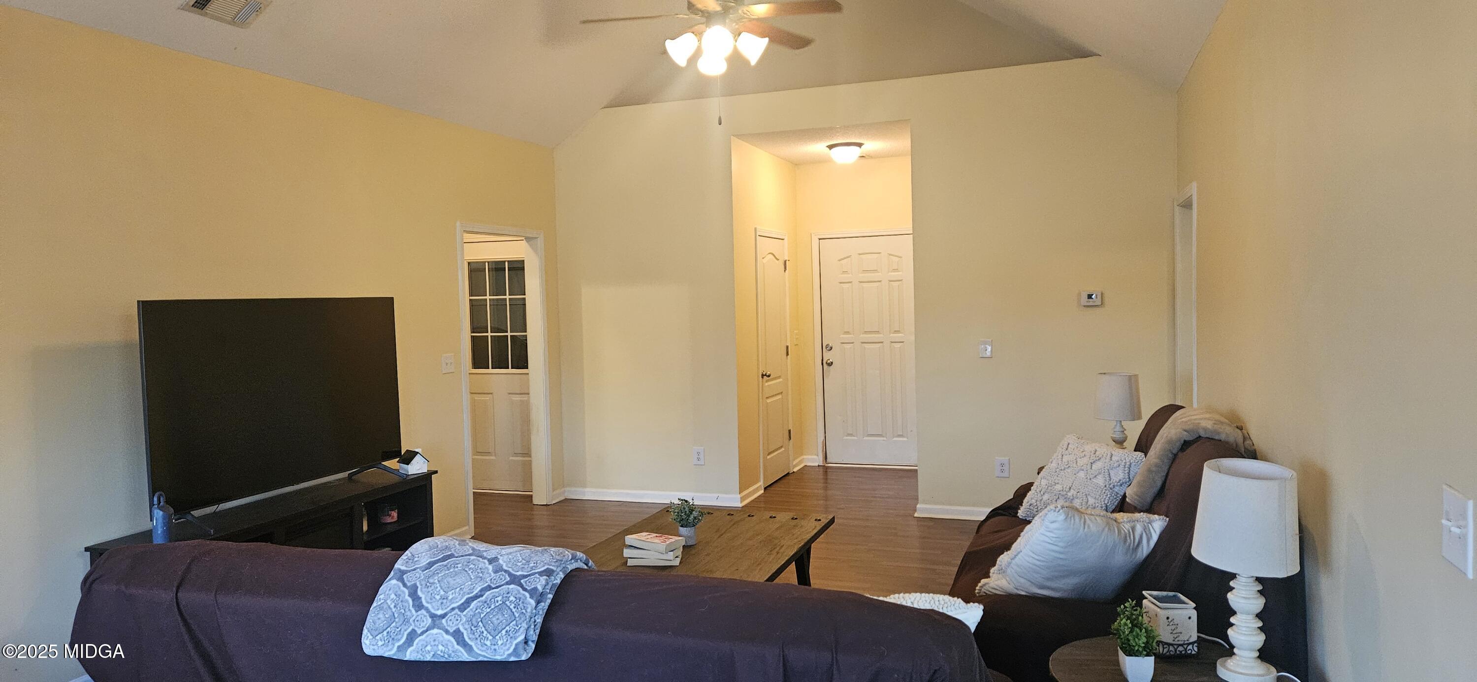 313 Longhorn Trail Perry, GA 31069 - Photo 5 of 18 20251223_101555