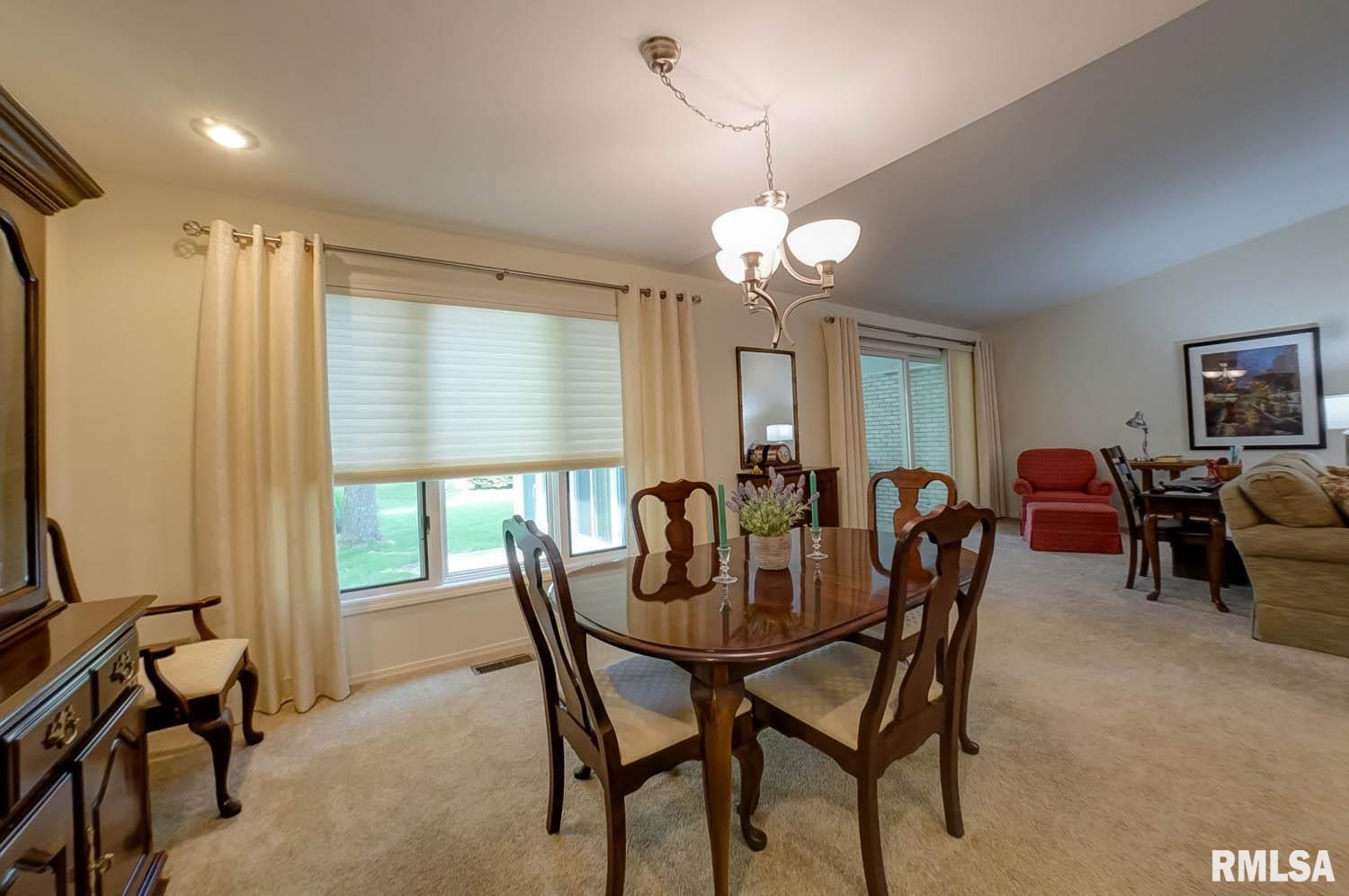9 Turnberry Place Springfield, IL 62704 - Photo 10 of 46 Gallery Image 10