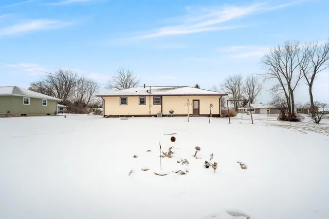 $234,000 | 680 Glendale Avenue, Oshkosh, WI 54901