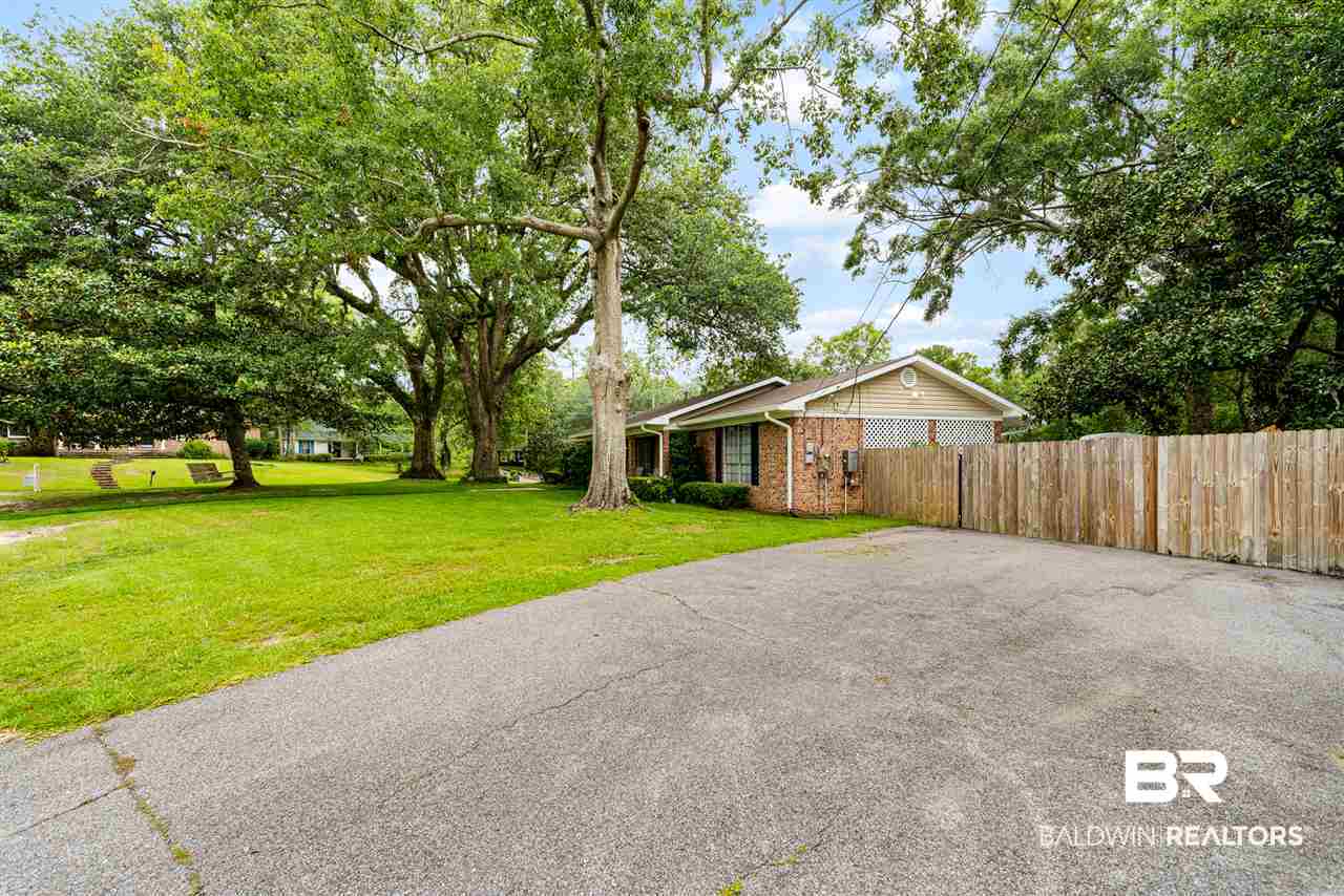 1307 Laval Court Mobile, AL 36693 - Photo 2 of 42