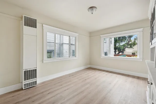 $624,999 | 729 40th Street, Oakland, CA 94609