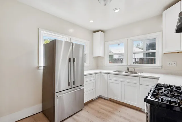 $624,999 | 729 40th Street, Oakland, CA 94609