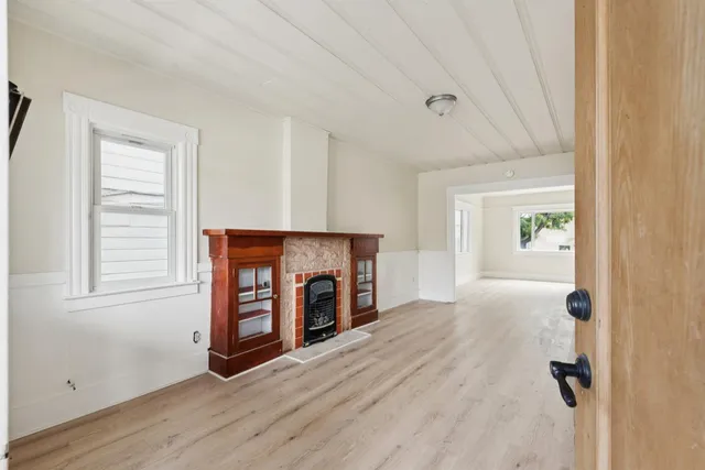 $624,999 | 729 40th Street, Oakland, CA 94609