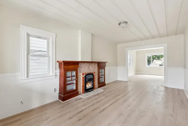 $624,999 | 729 40th Street, Oakland, CA 94609