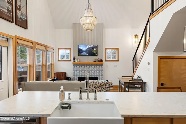 $649,000 | 20 Hitchcock Drive, Dover, ID 83825