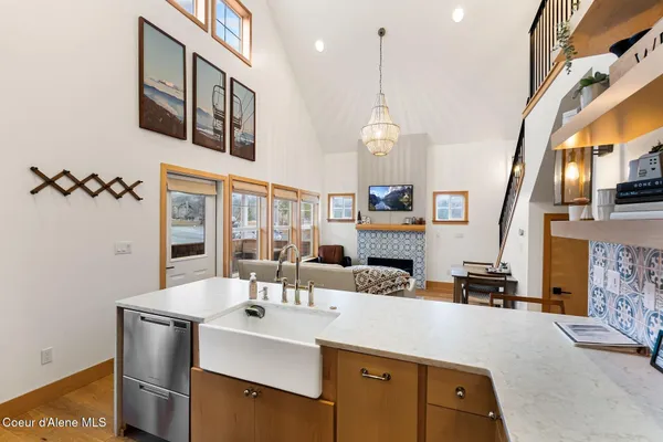 $649,000 | 20 Hitchcock Drive, Dover, ID 83825